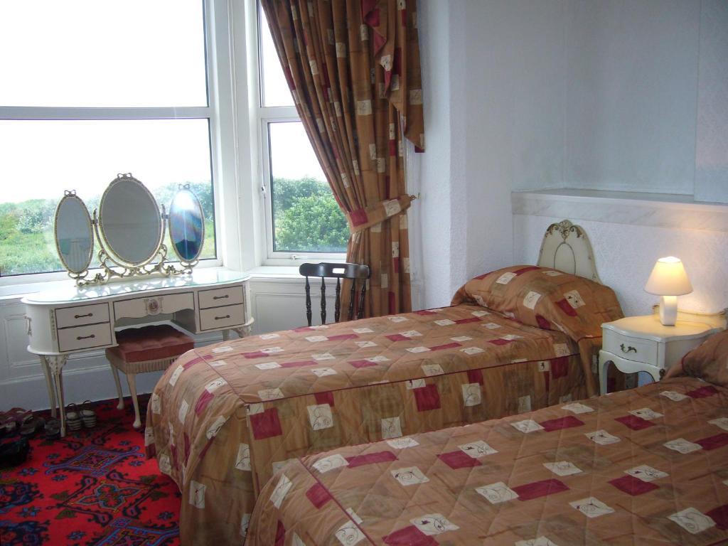 Monterey Beach Hotel Lytham St Annes Rum bild