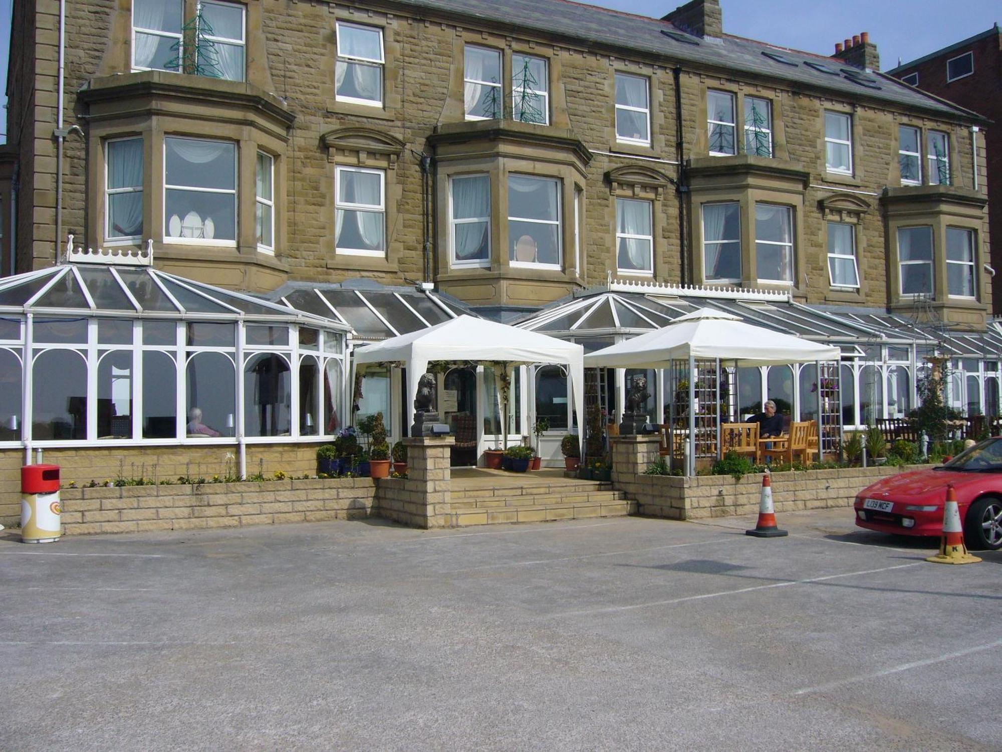 Monterey Beach Hotel Lytham St Annes Exteriör bild